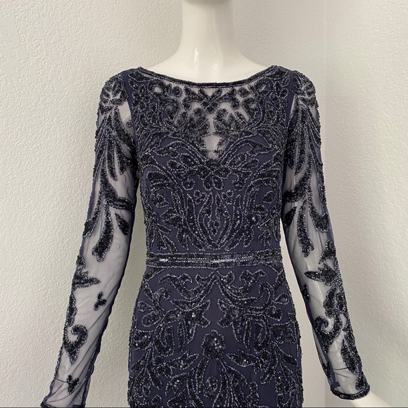 Embroidery beaded Embellished Navy evening dress - Picture 4 of 8
